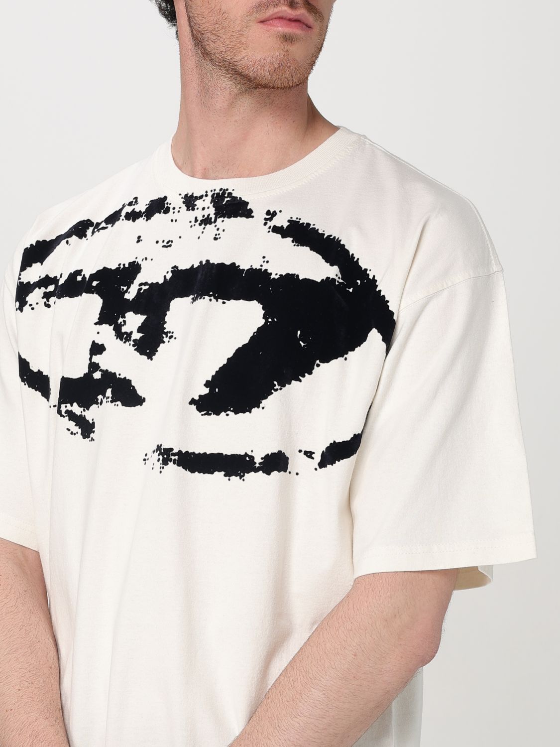 T-Shirt Men color Ivory