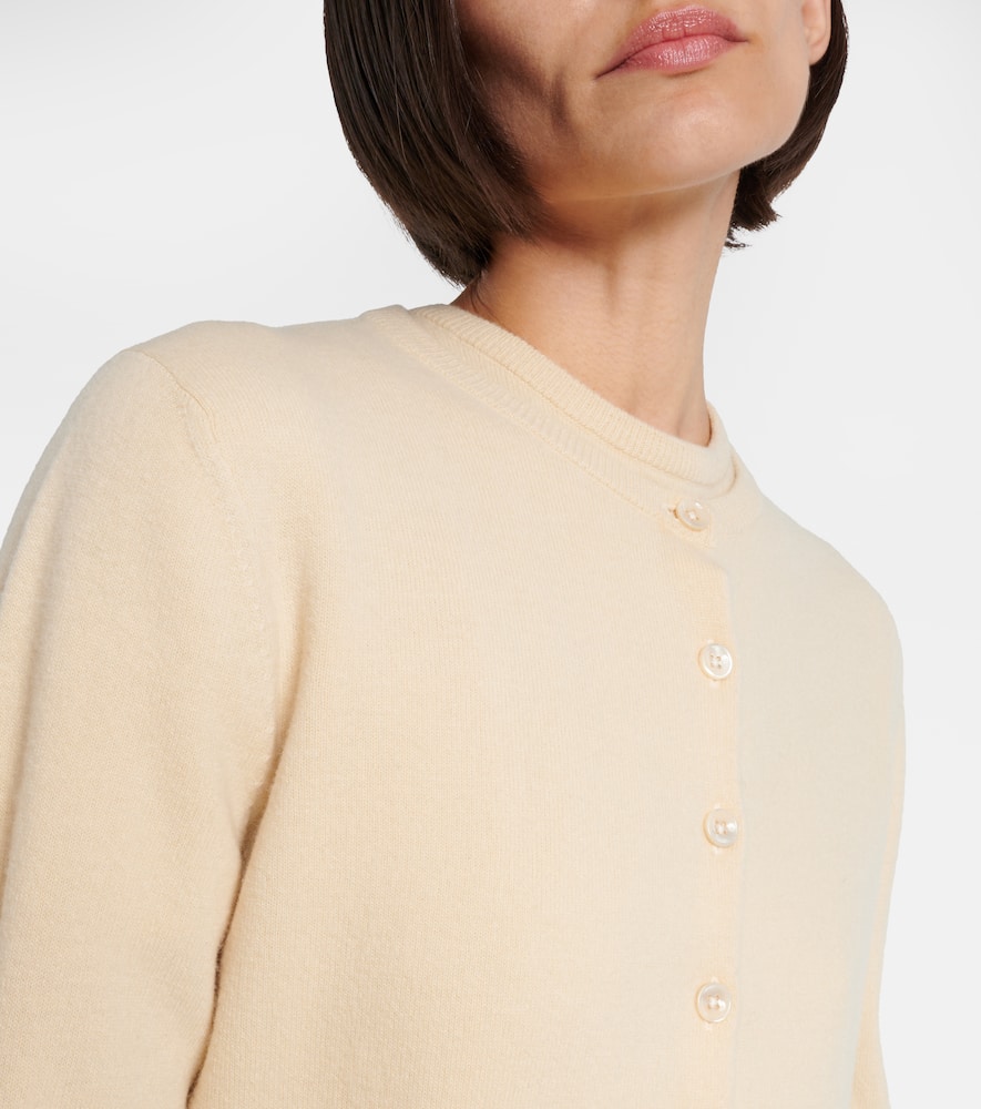 Virgin wool cardigan