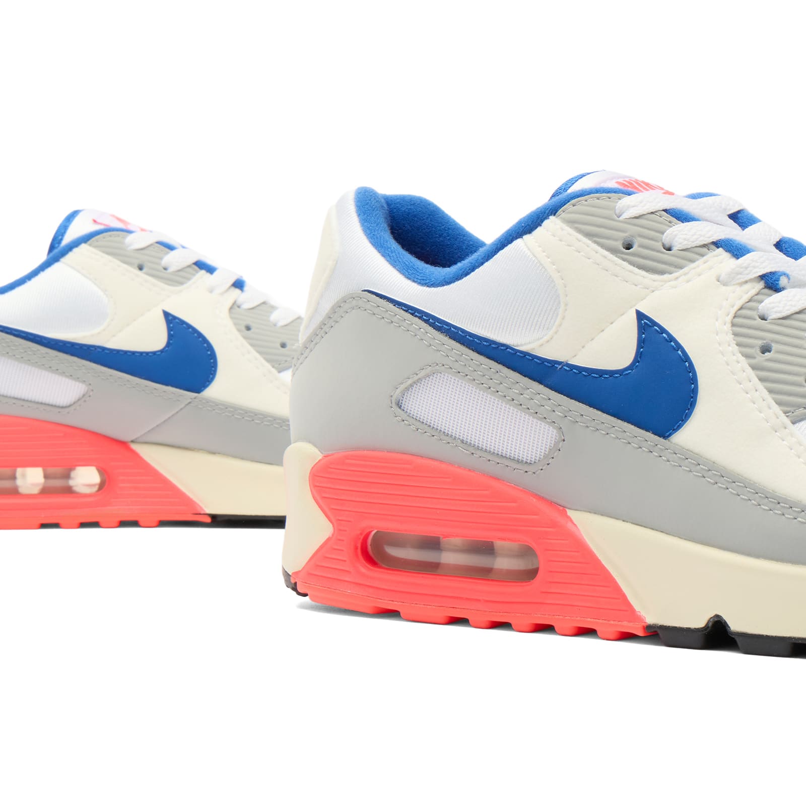 Air Max 90 Qs Ultramarine Sneaker in Light Base Grey/Sport Royal/Coconut Milk
