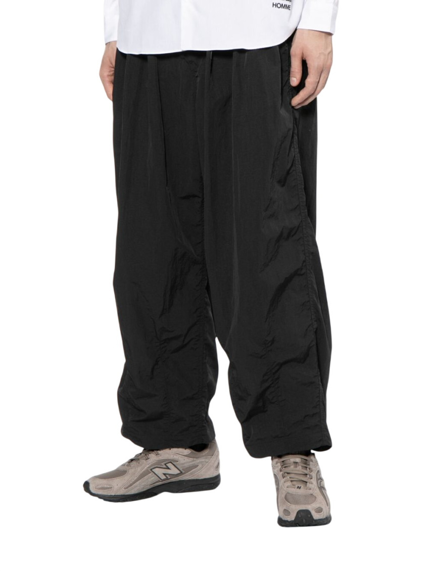 Black Loose Pleated Pants