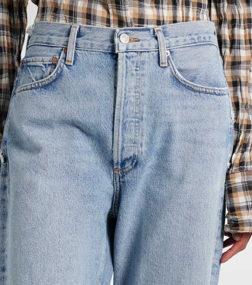 ‘90s mid-rise straight jeans