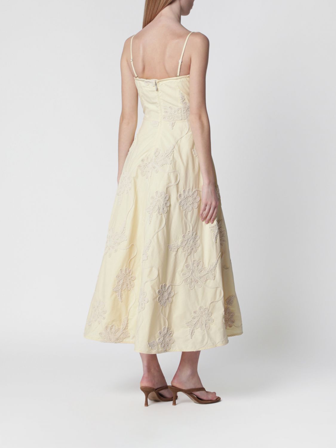 Dress Woman color White
