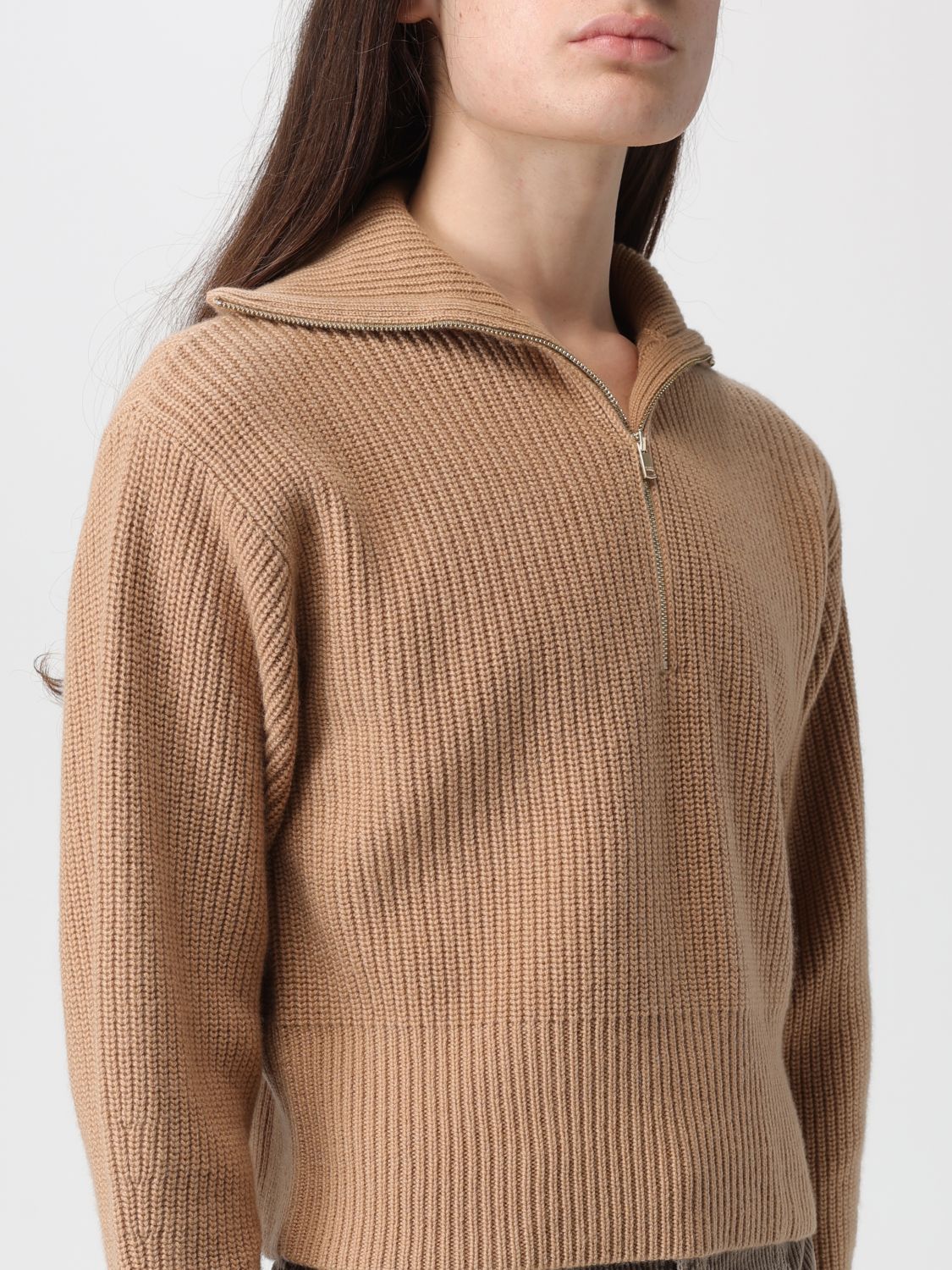 Sweater Woman color Brown