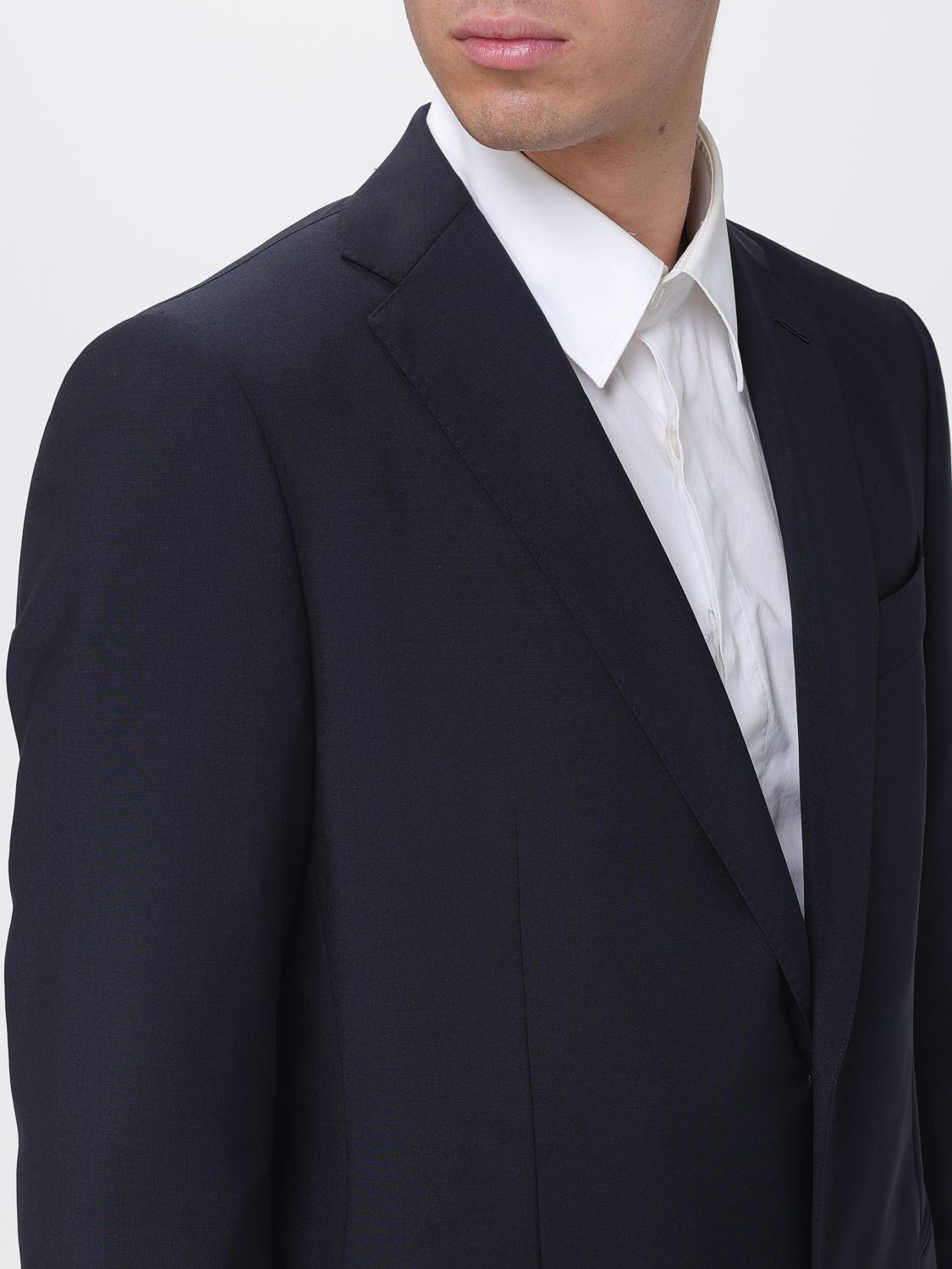 Suit Men color Blue