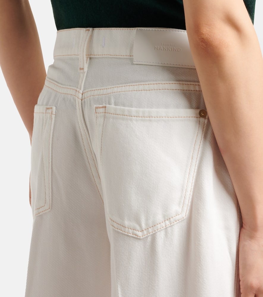 High-rise wide-leg jeans