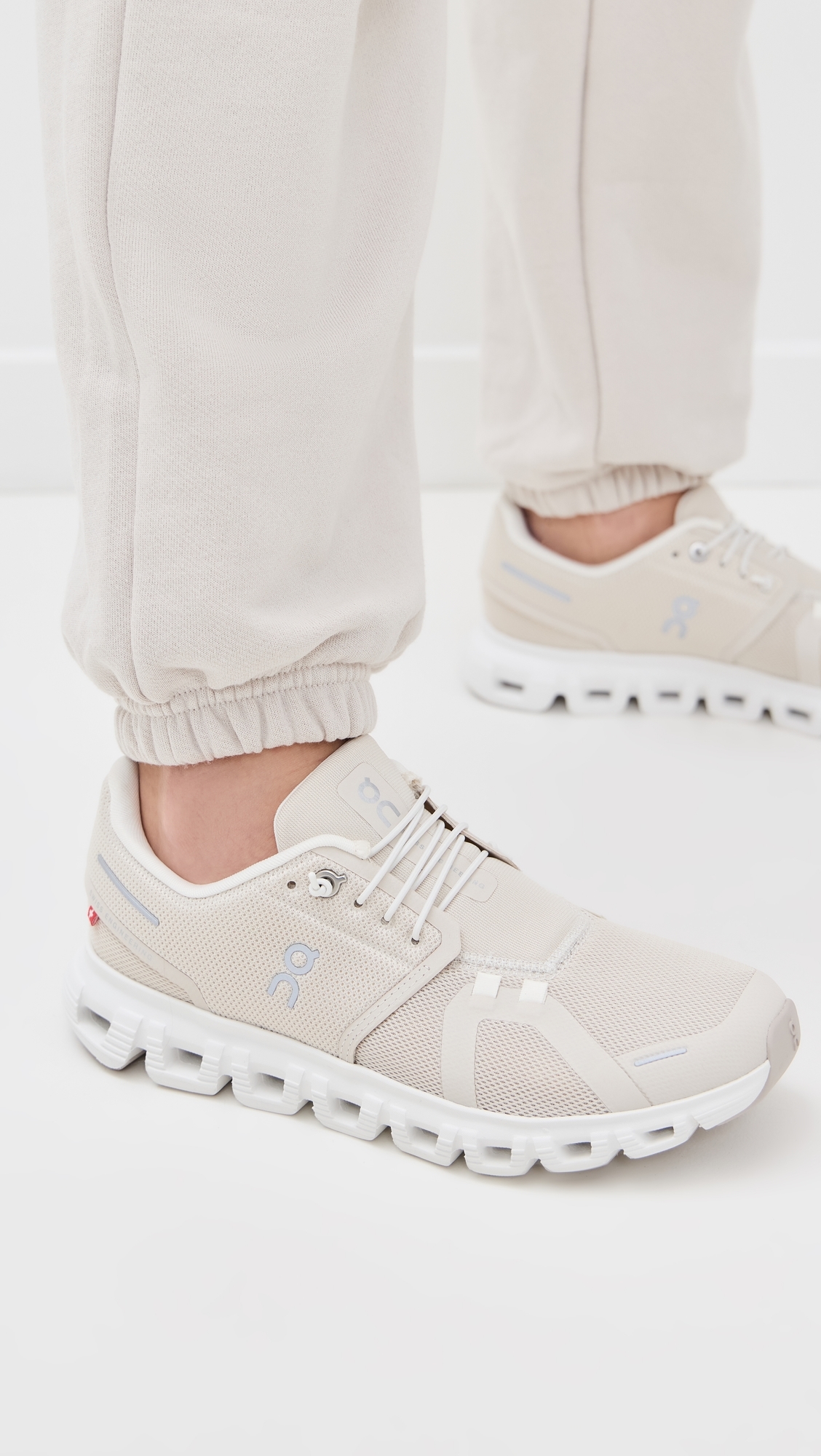 Cloud 6 Sneakers Pearl/White