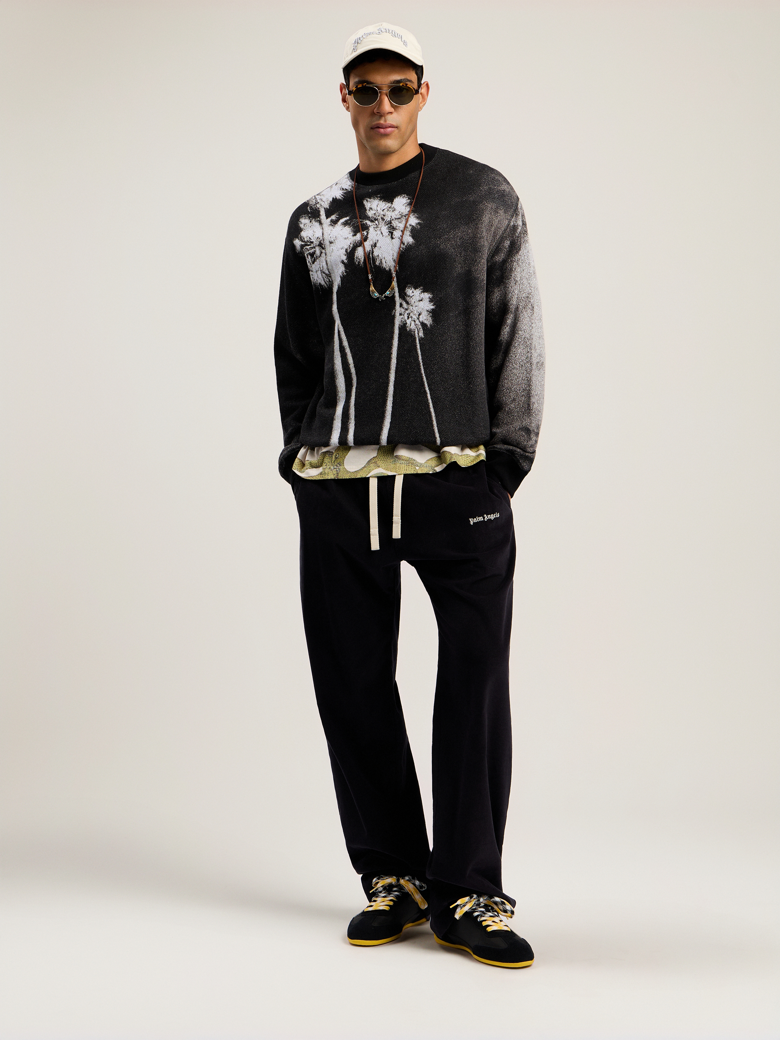 Classic Logo Cord Travel Pants Man  Anthracite