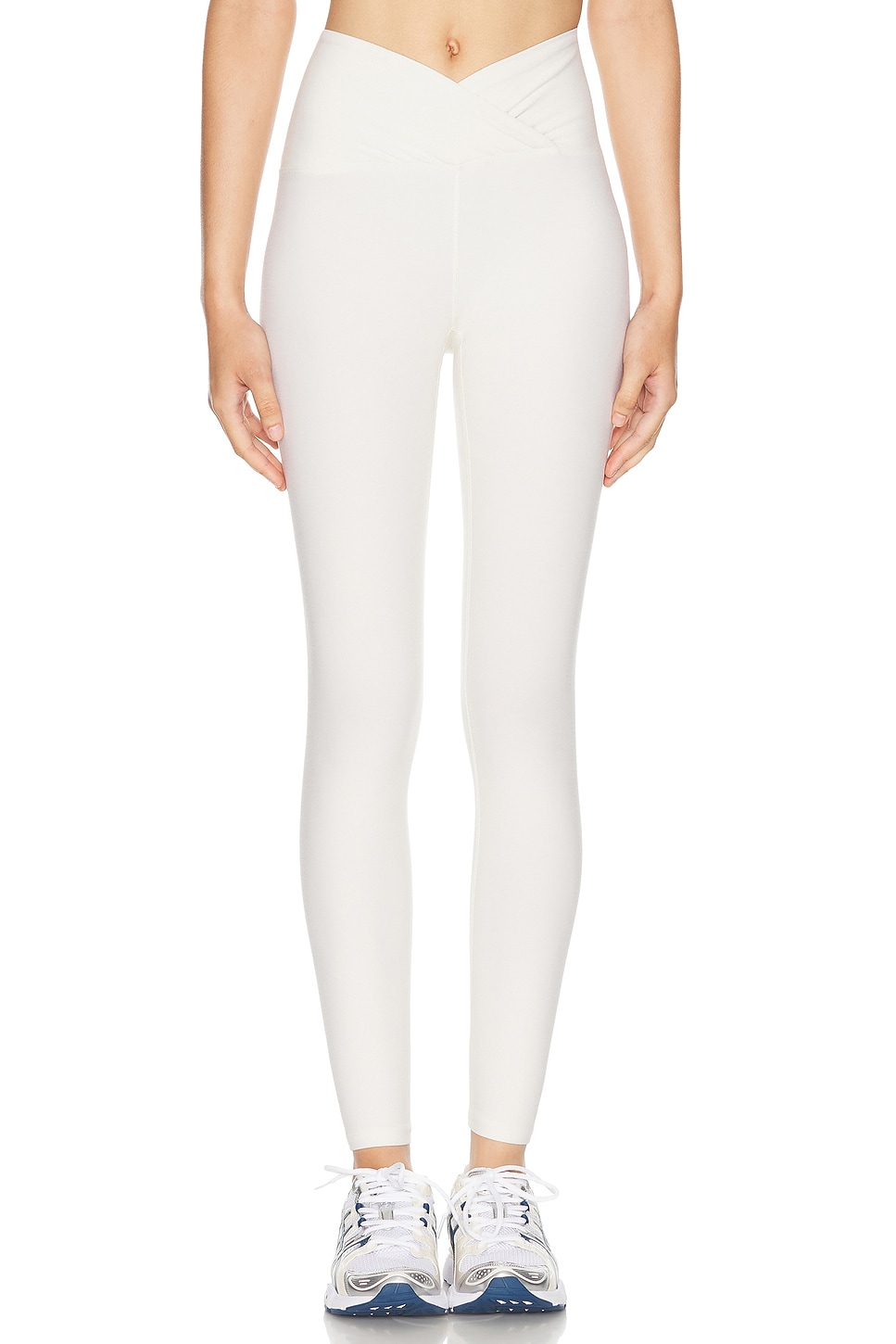 YEAR OF OURS Stretch Veronica Legging in Ivory.  XS. Also in L, M