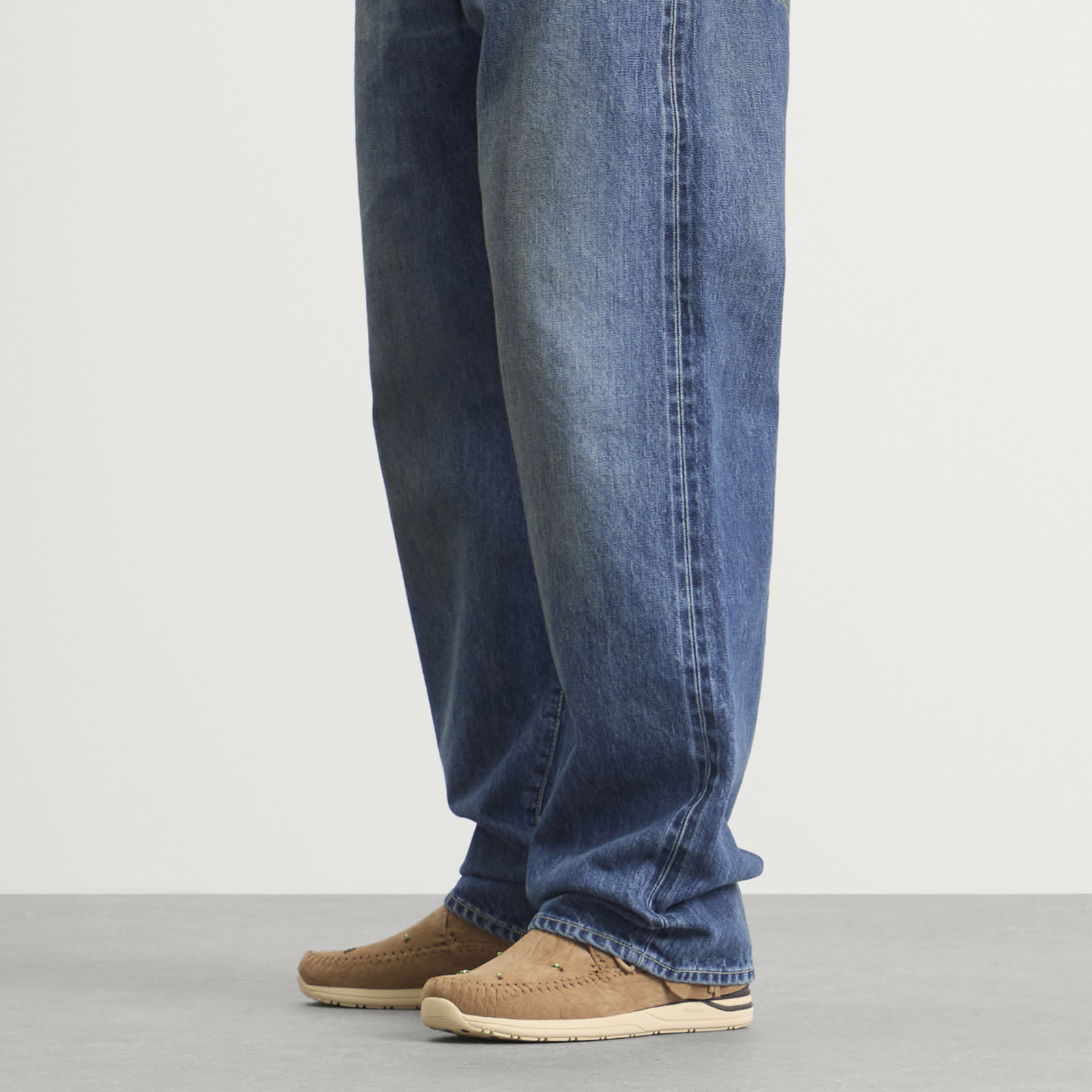 Men's Folk Book in Sand