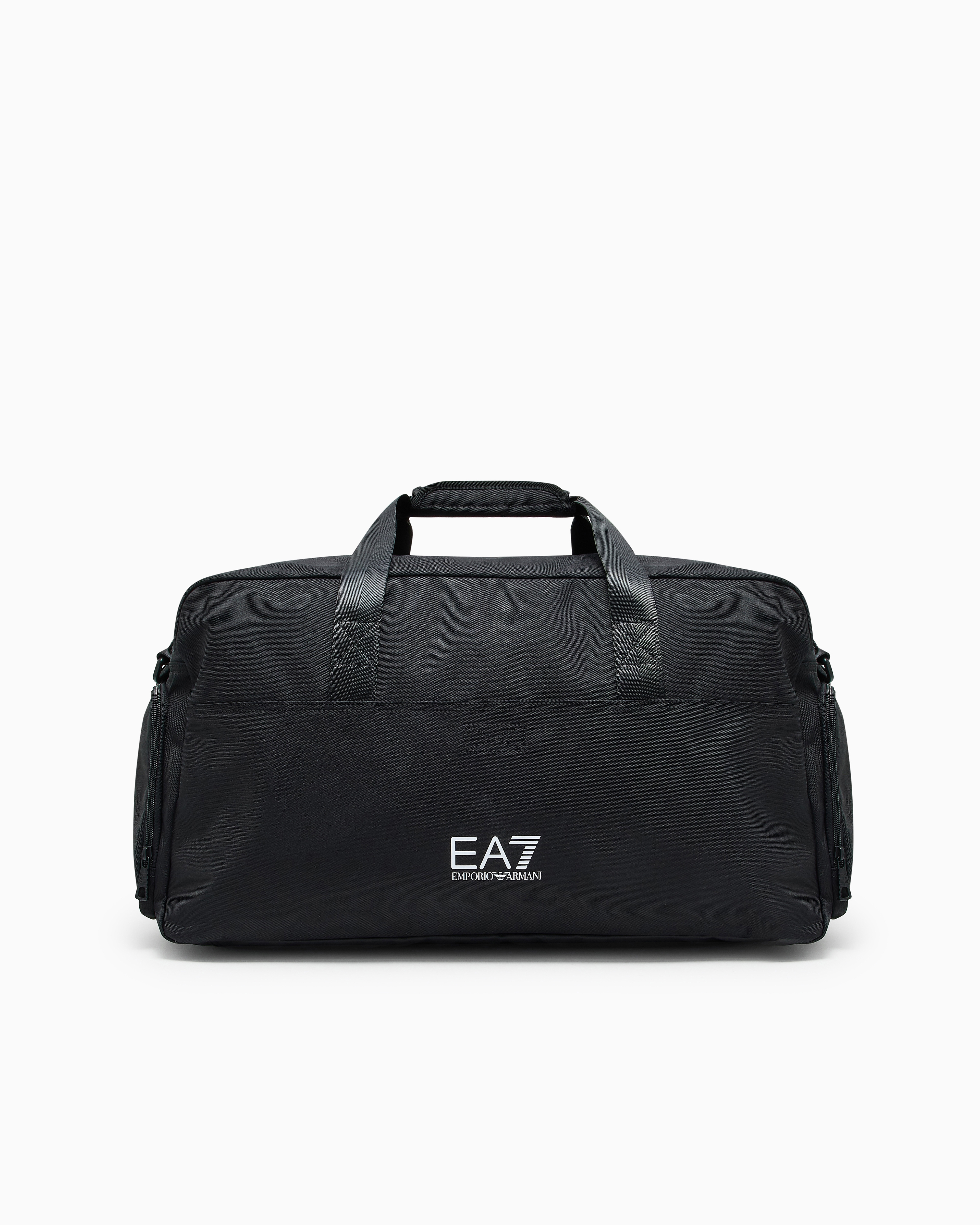 Train Core medium gym bag with oversized Logo