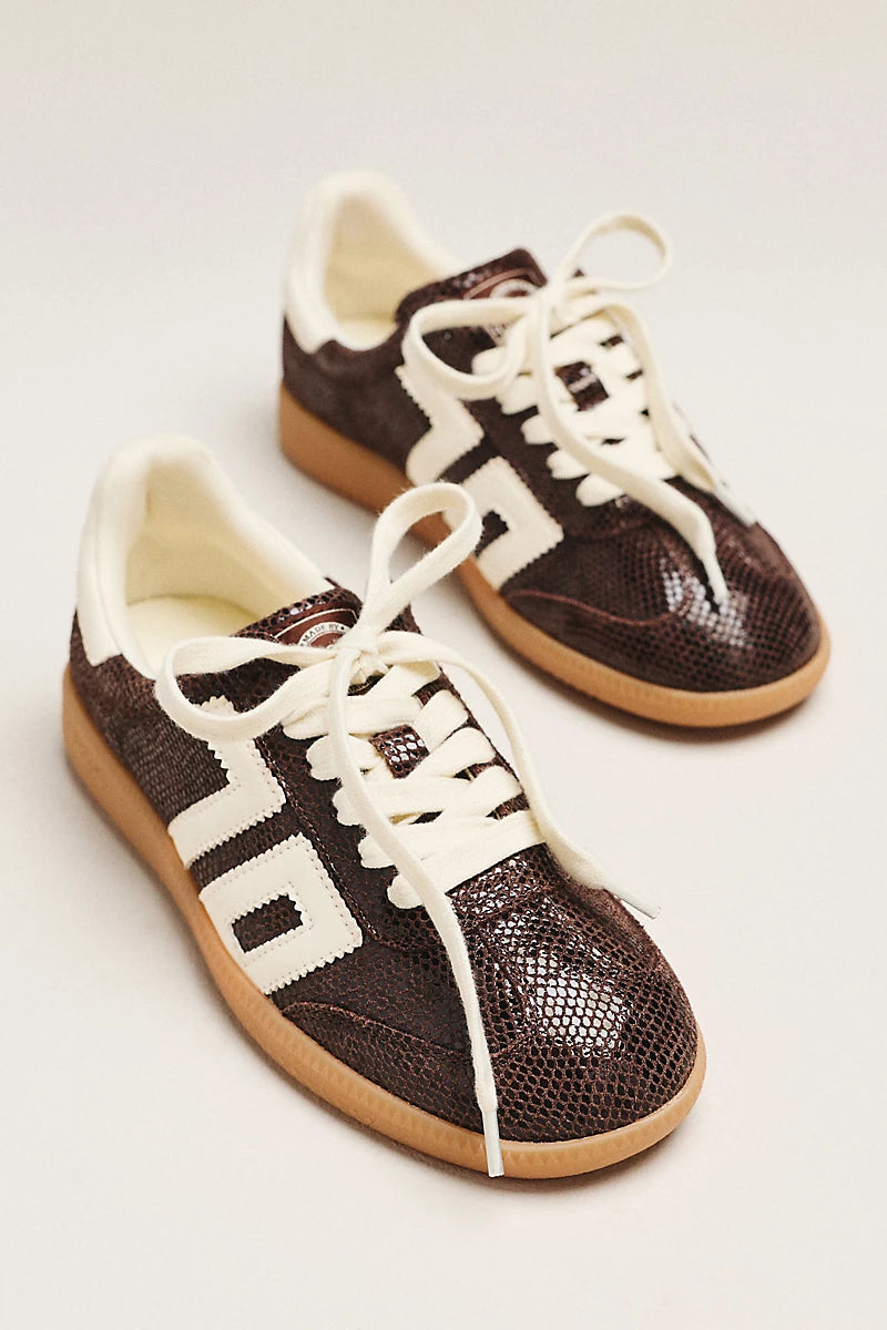 Cloud W26 Sneakers
