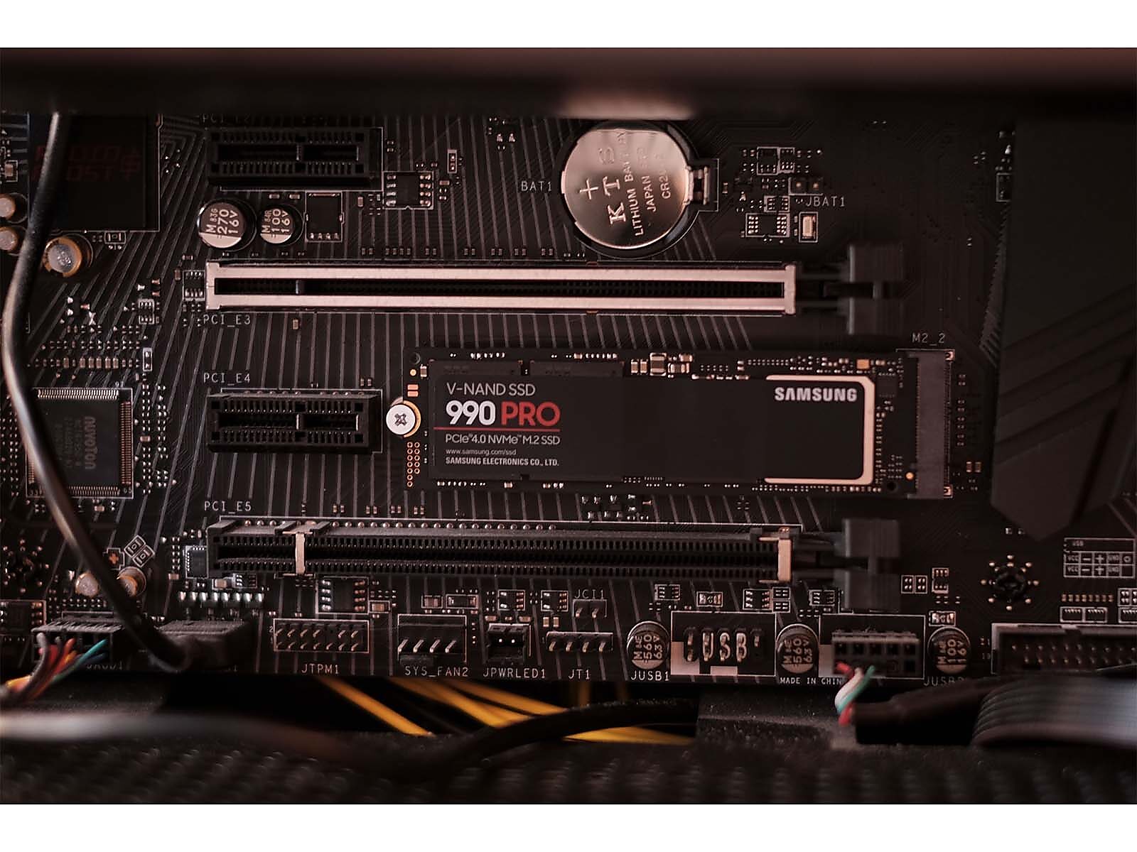 990 PRO PCIe® 4.0 NVMe® SSD 4TB(MZ-V9P4T0B/AM)