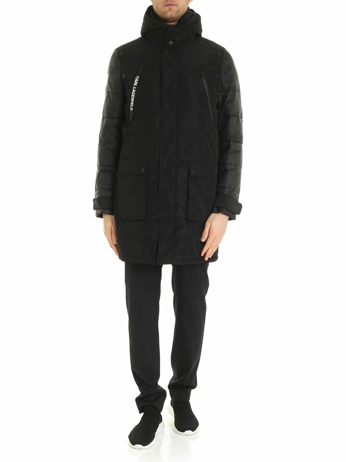 Hoodie jacket in black