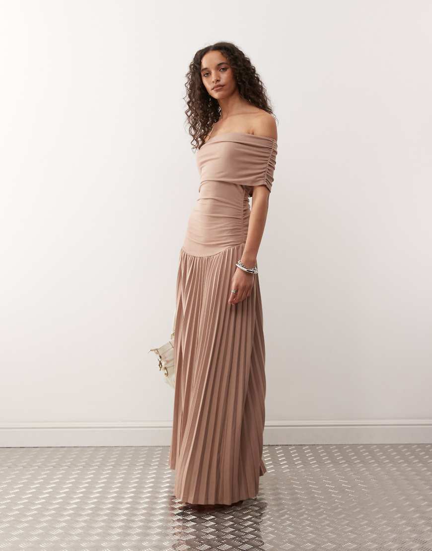 Bardot ruched waist pleated drop hem maxi dress in mocha-Neutral