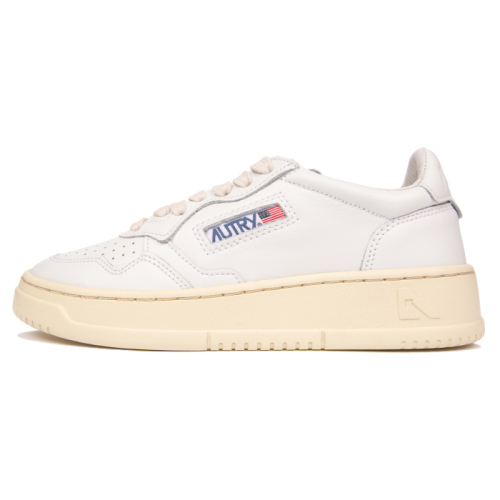 Medalist low-top sneakers