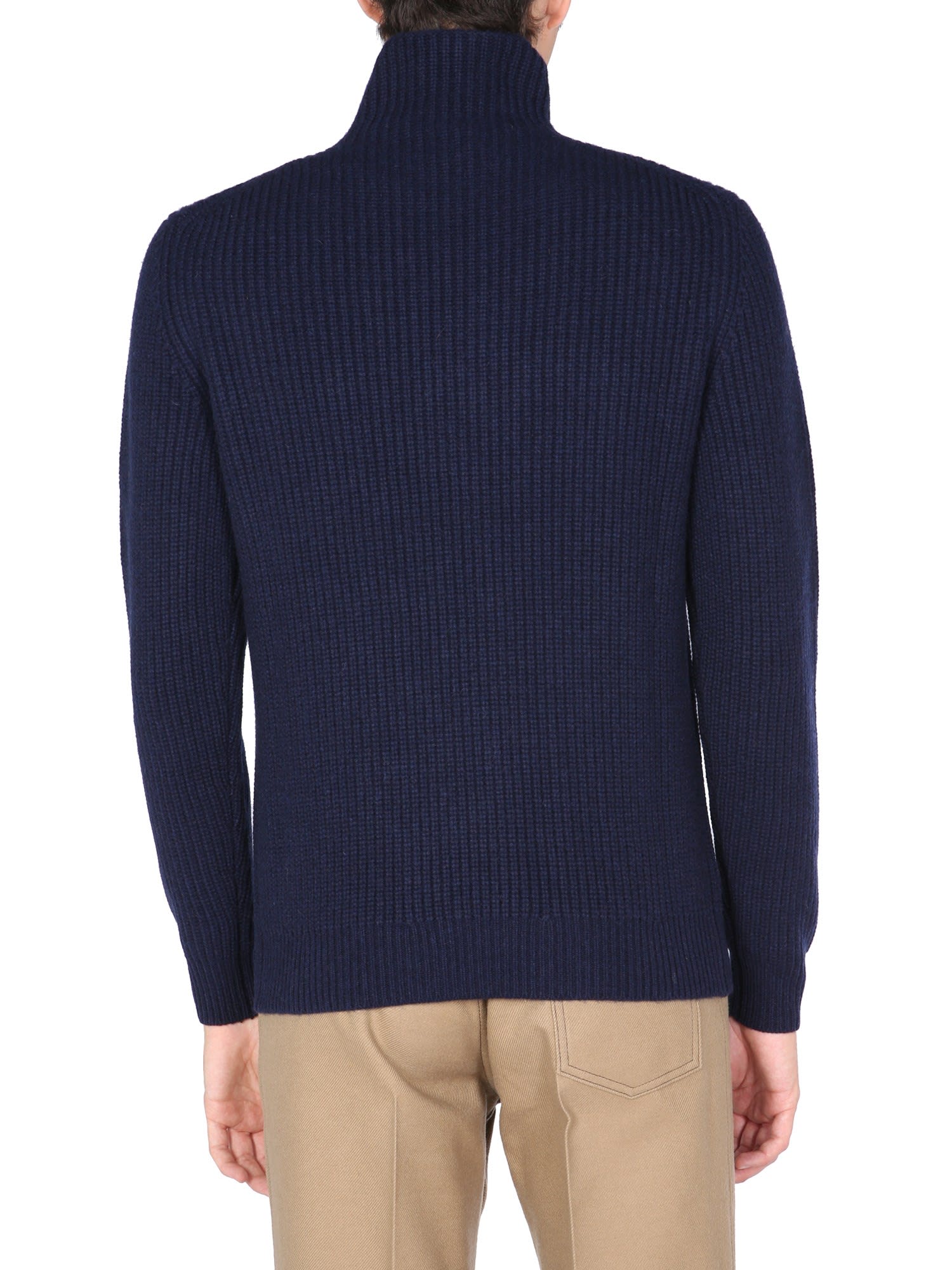 Pulls Turtle Neck Sweater