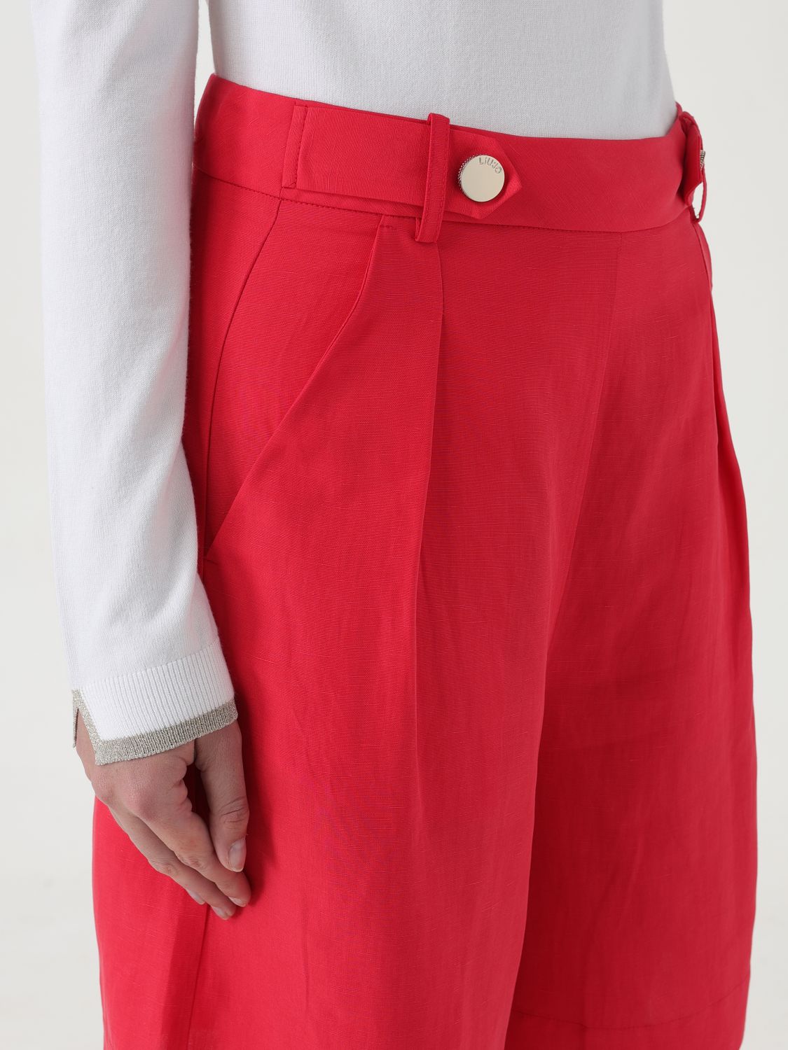 Short Woman color Red