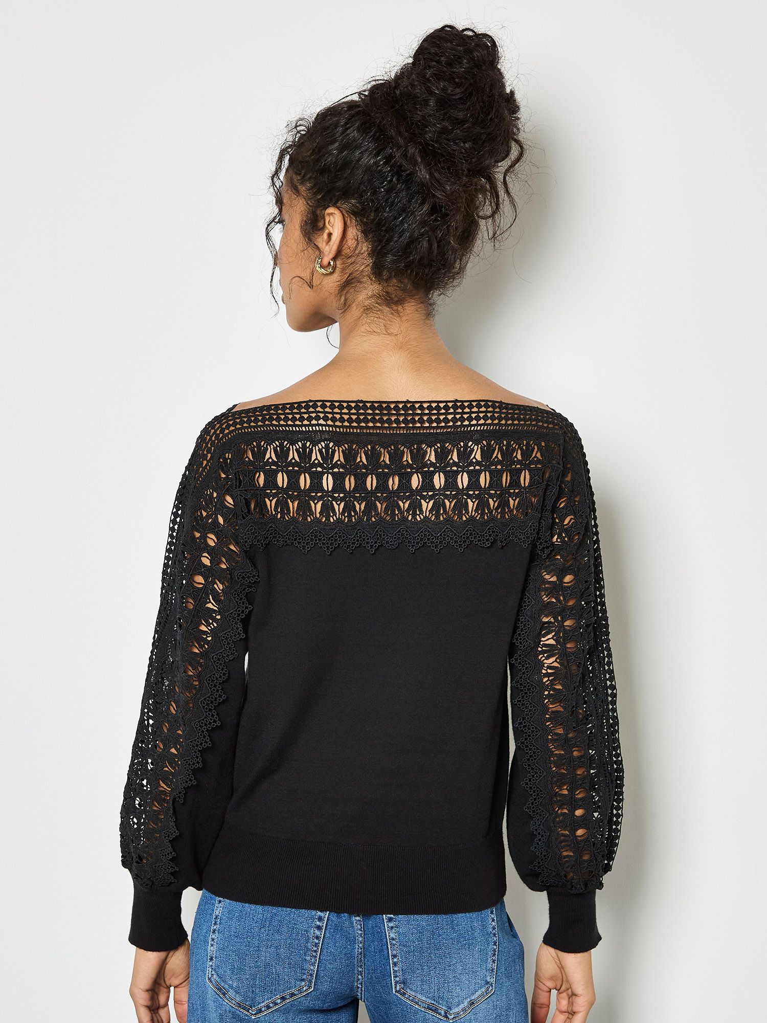 Apricot Women's Lace Detail Lightweight Jumper in Black