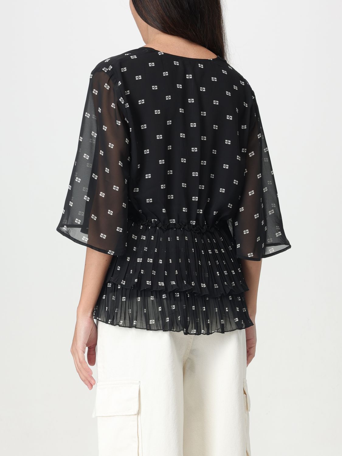 Top Woman color Black