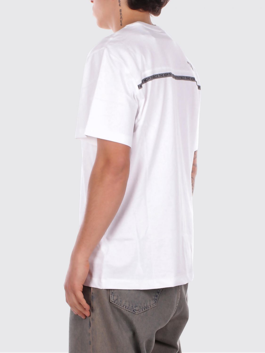 T-Shirt Men color Black