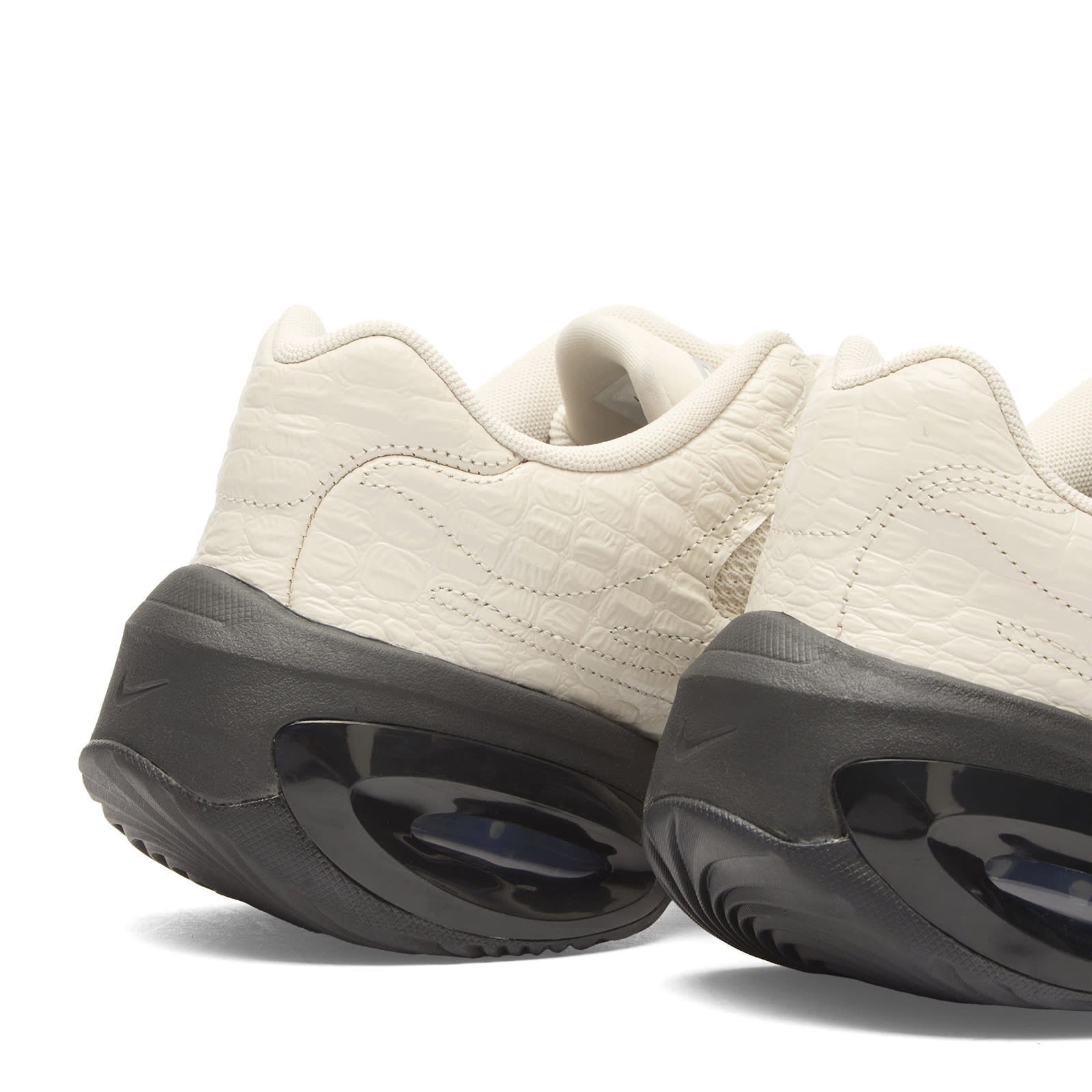 Nike Air Max Muse SE Sneaker in Crea