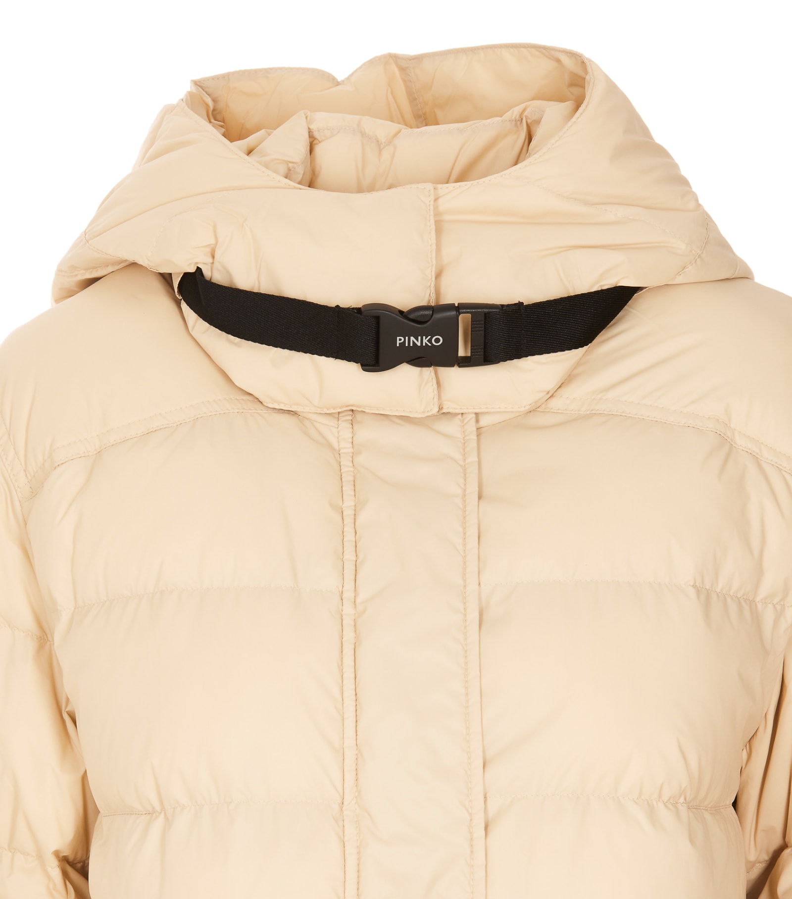 Zip-fastening padded coat