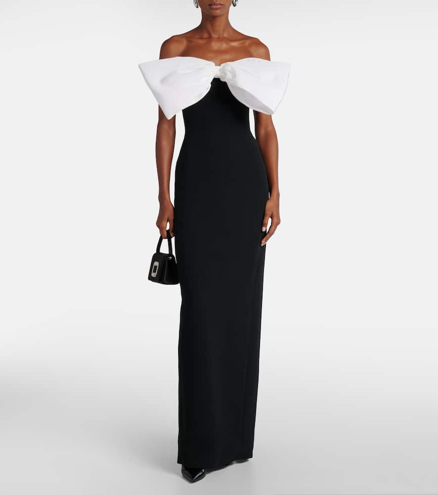 Bow-detail gown