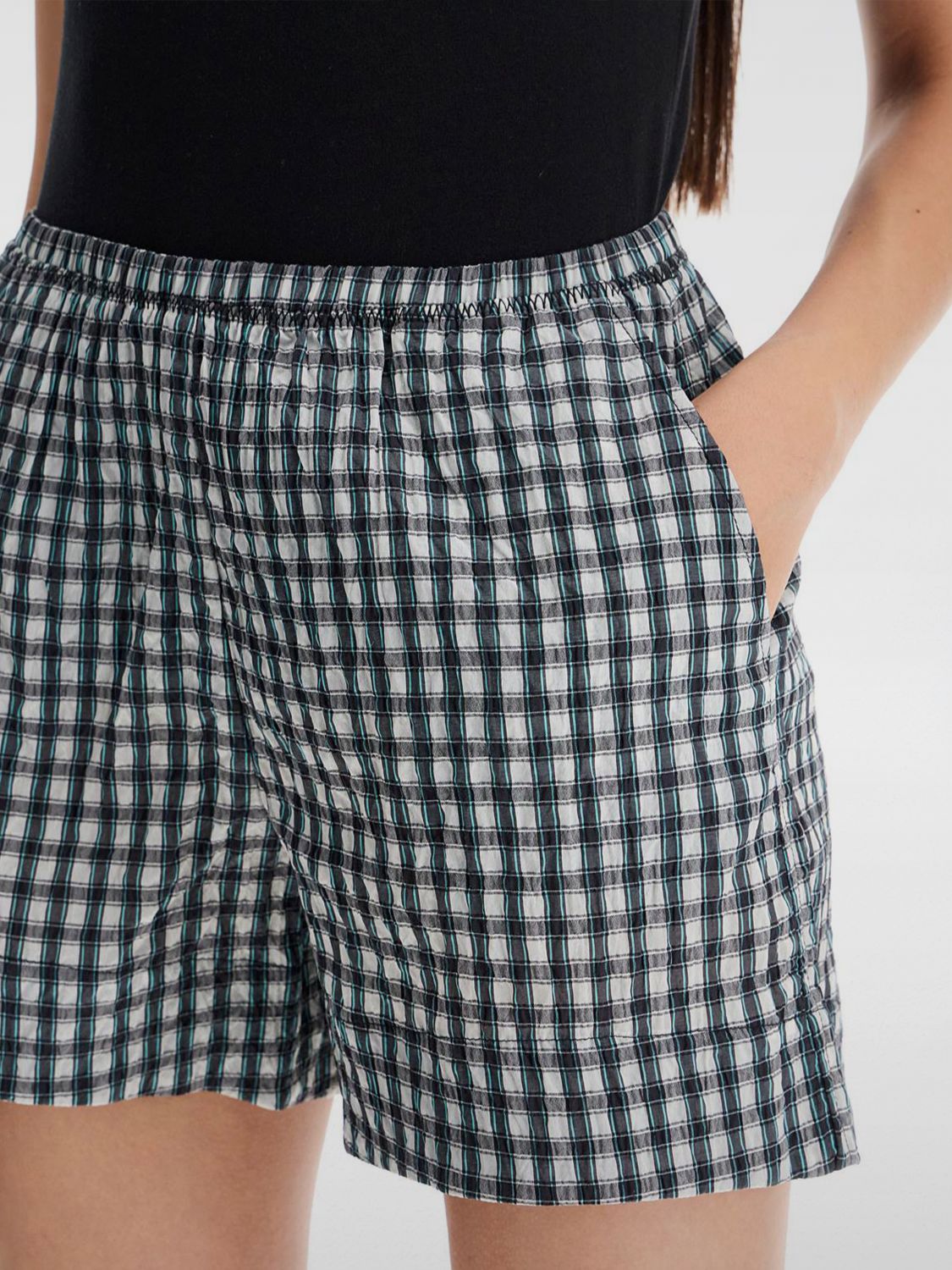 Check-print shorts - White