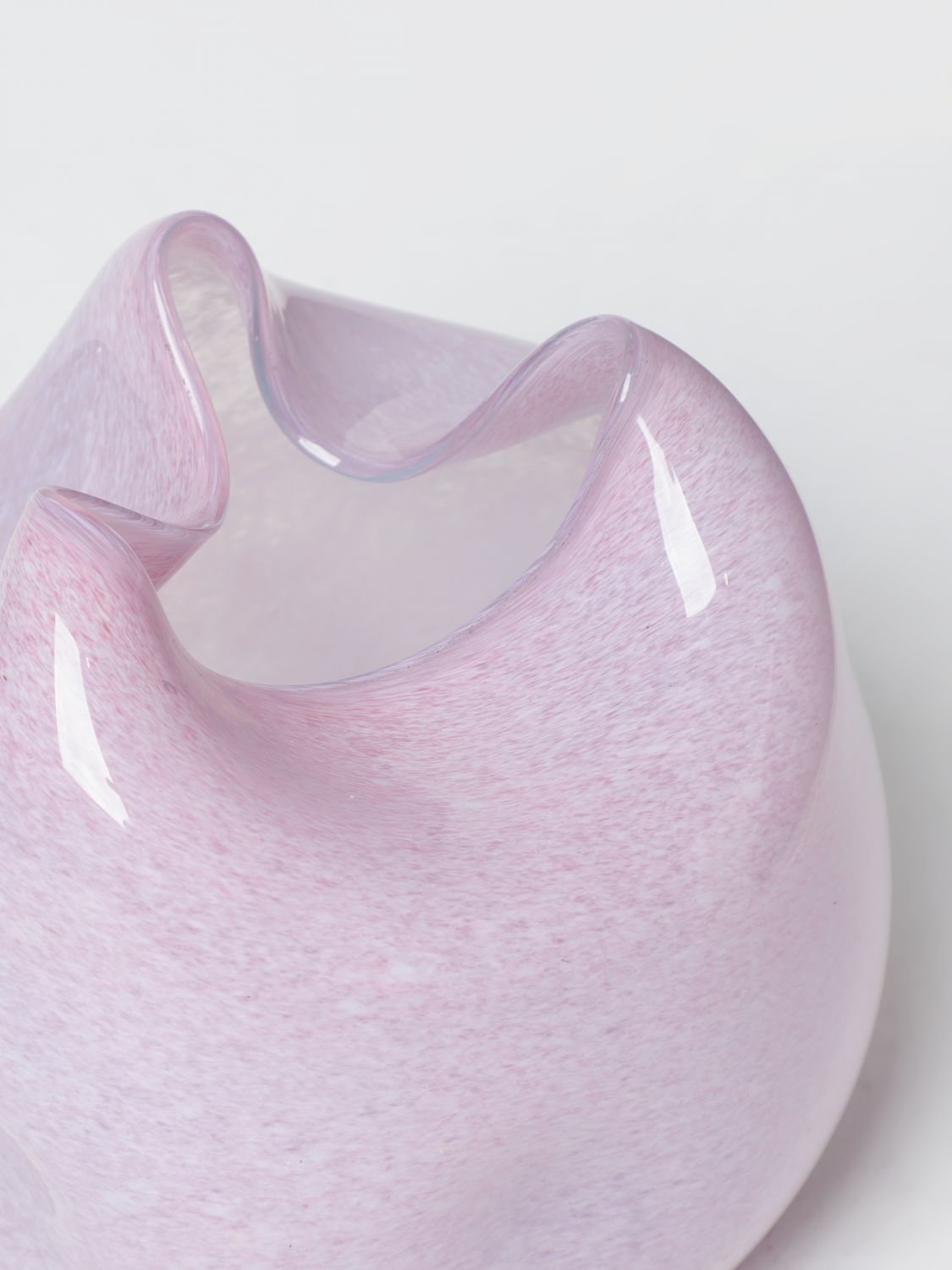 Vases Lifestyle color Lilac