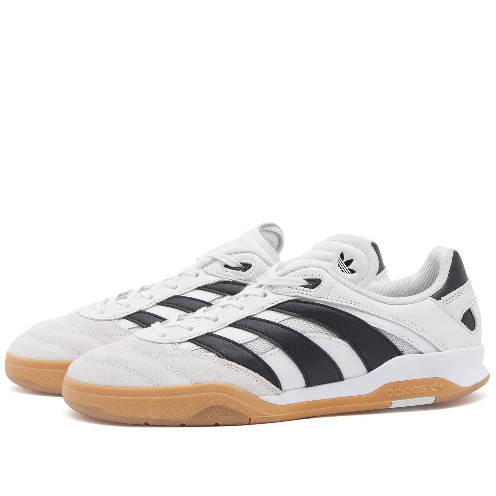 PREDATOR MUNDIAL Sneakers in Crystal White/Core Black/Gum4