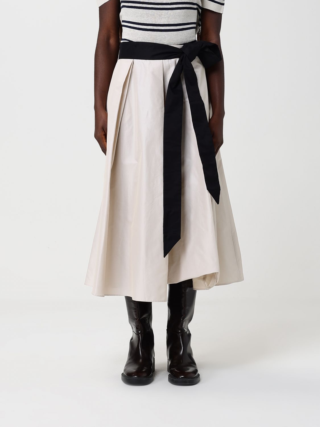 Skirt Woman color Black