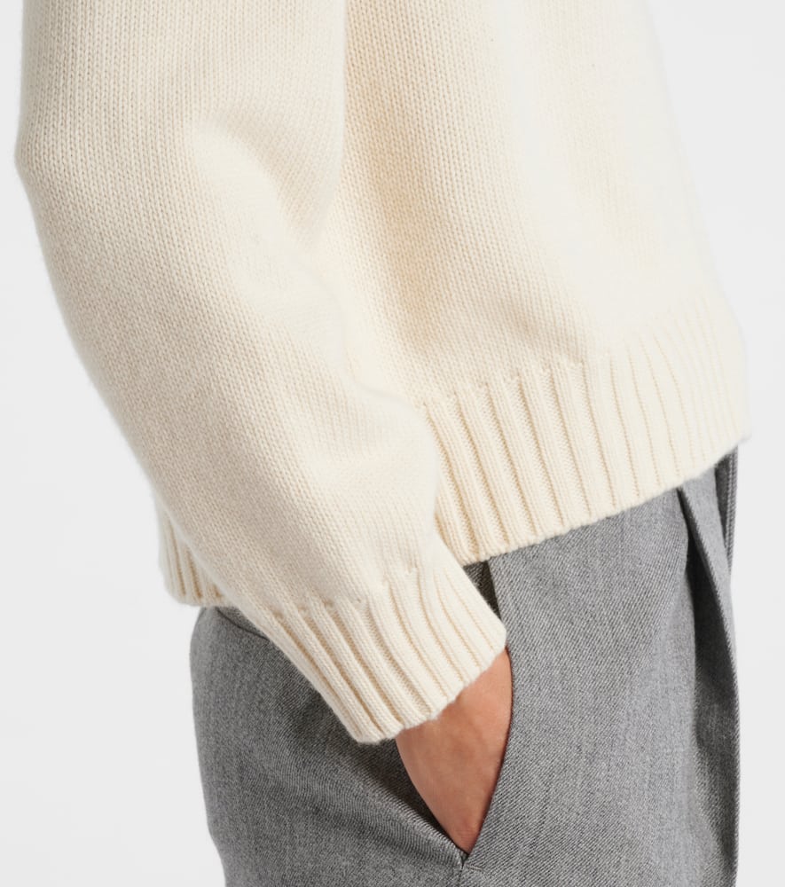 Wool and cashmere sweater