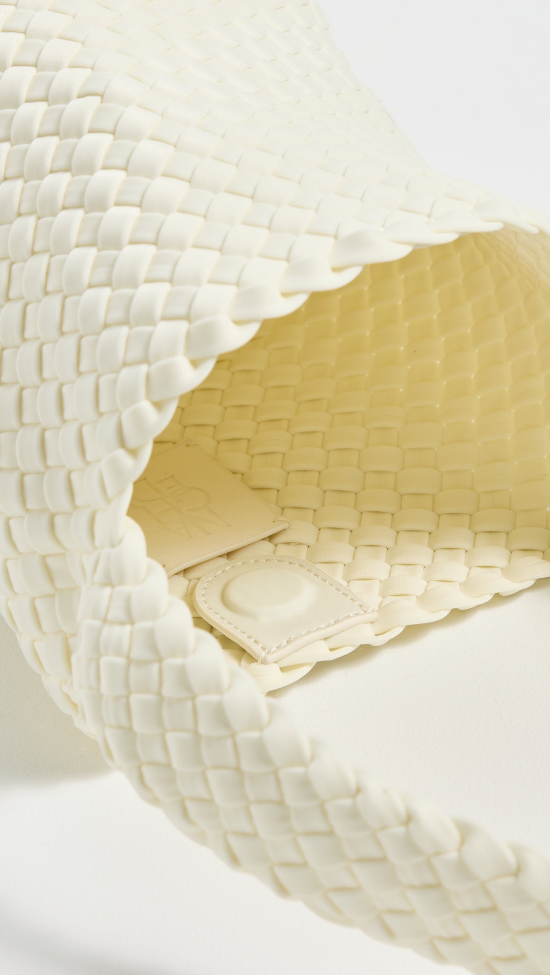 Nomad Small Hobo Bag Jasmine One Size