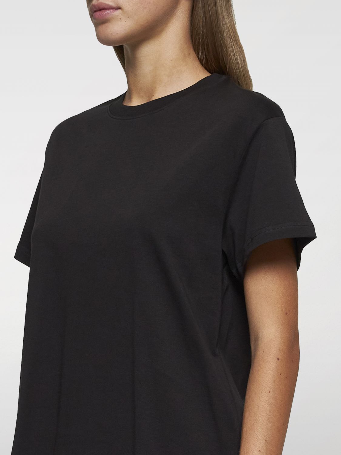 T-Shirt Woman color Black