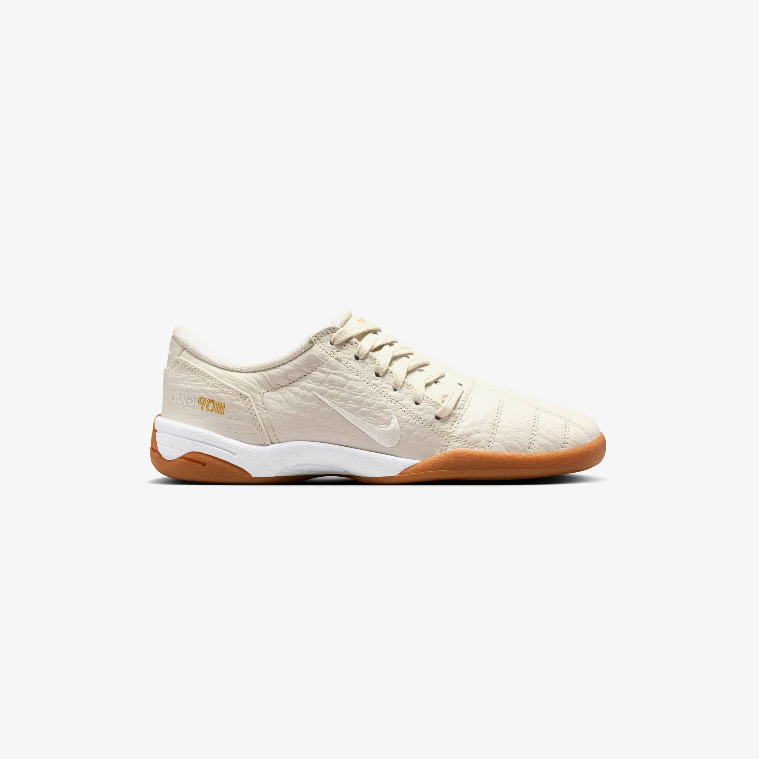 Nike | Wmns T90 - LIGHT BONE/SAIL-WHITE-GUM MED BROWN - female
