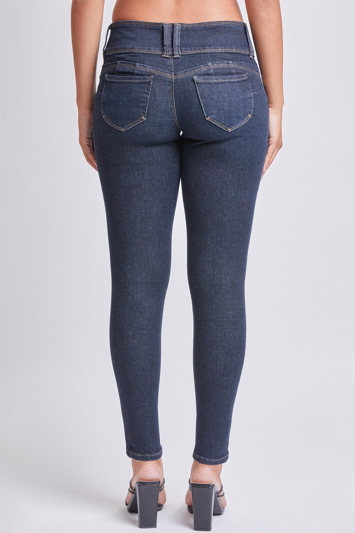 Women's Sustainable WannaBettaButt Skinny Jeans