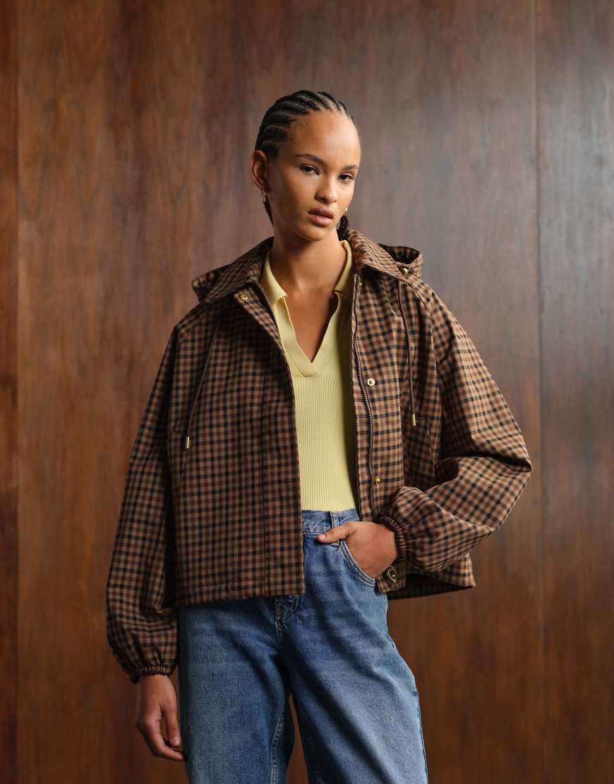 Audrey showerproof jacket in vicuna gingham check-Brown