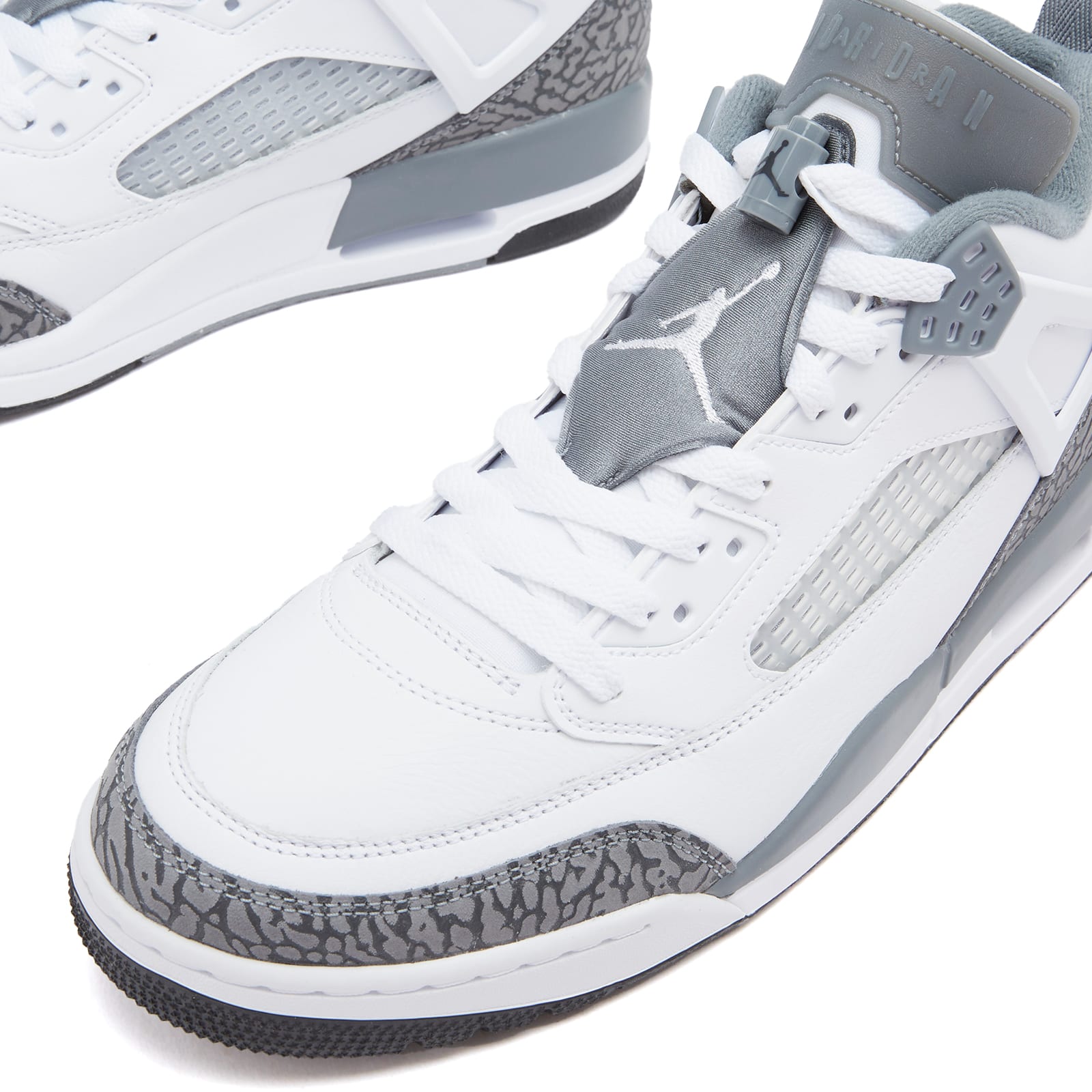 Air Jordan Spizike Low Sneaker in White/Grey/Anthracite