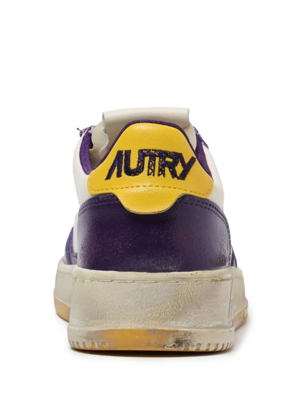 Super Vintage Medalist Low Sneakers In White And Purple Leather