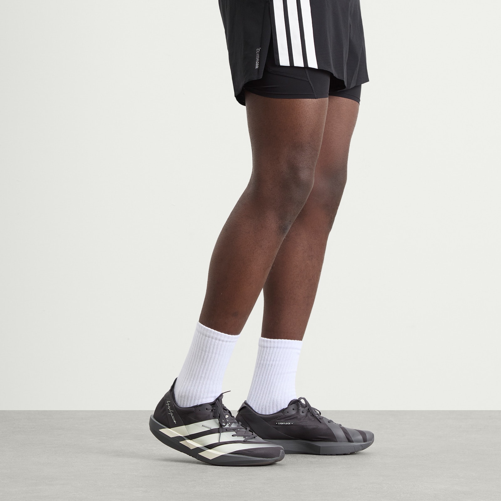 Men's Adios 9 Sneaker in Black