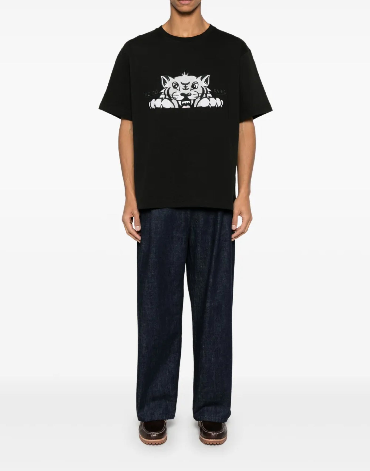 T-Shirt — Black