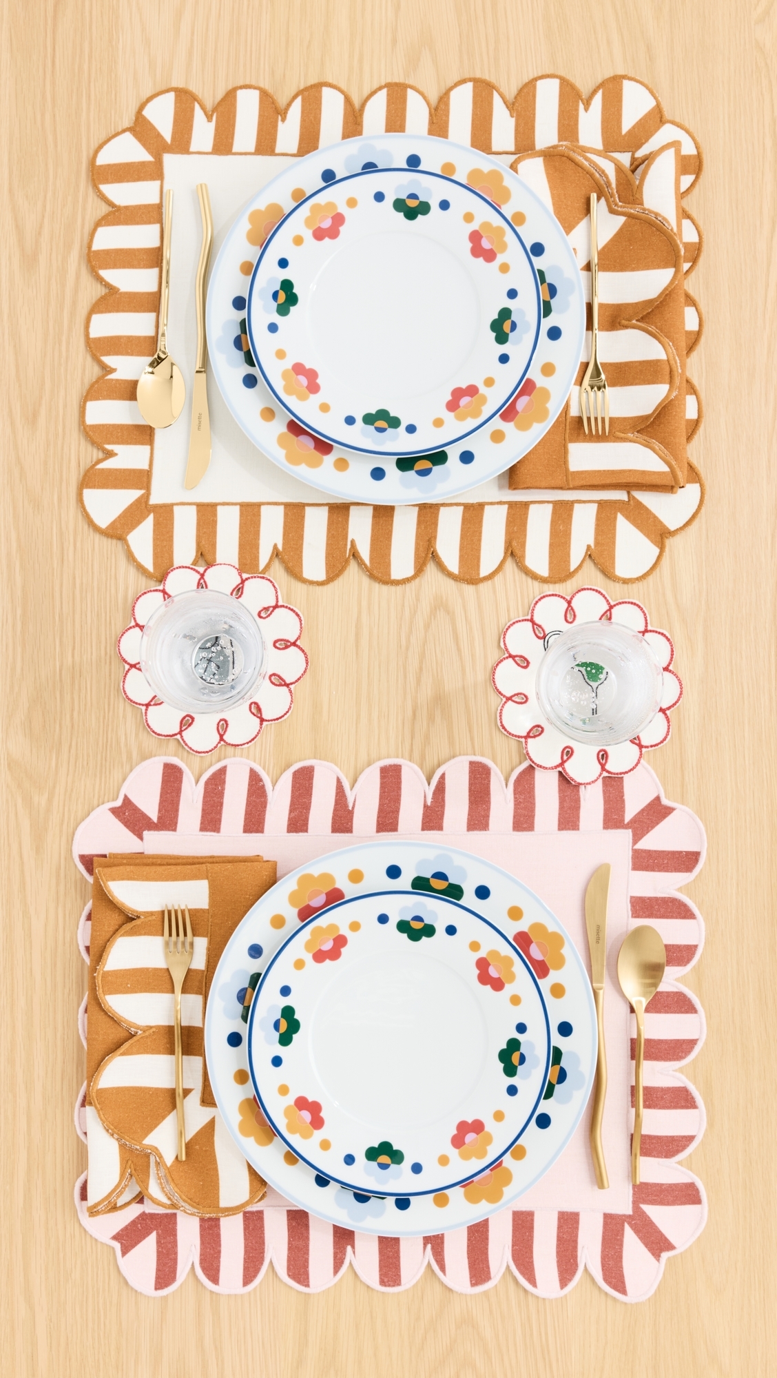 Scalloped Stripe Double Sided Placemats Set of 4 Amber One Size