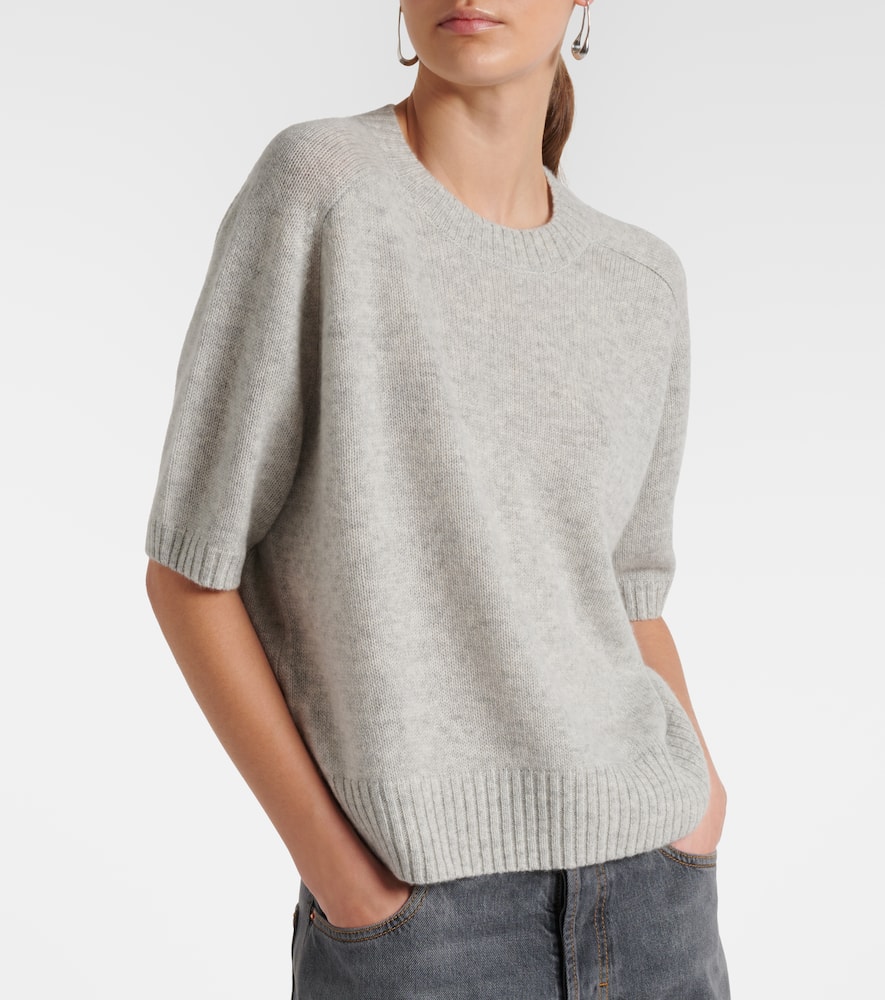 Cashmere sweater