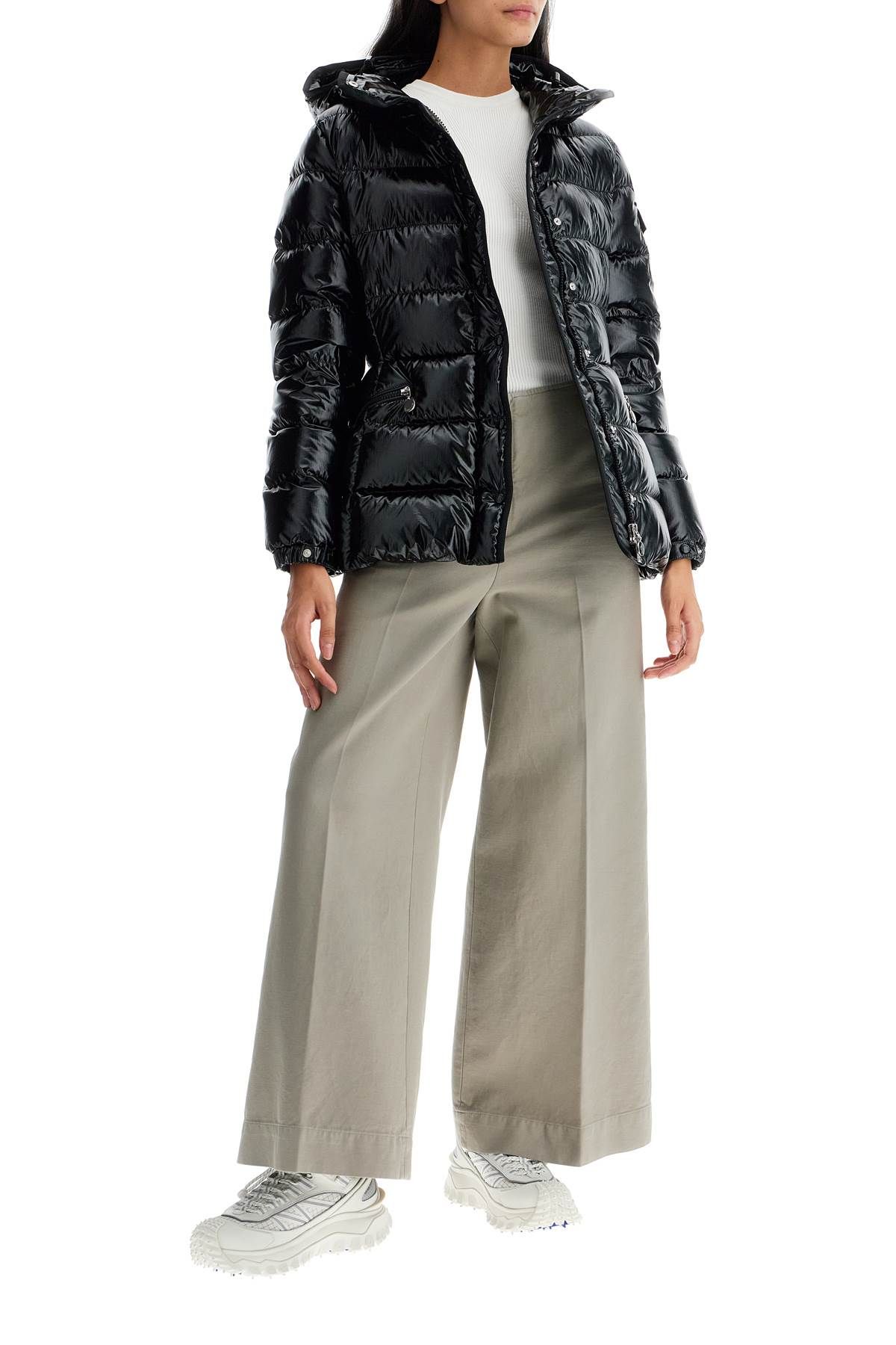 Short barante down jacket