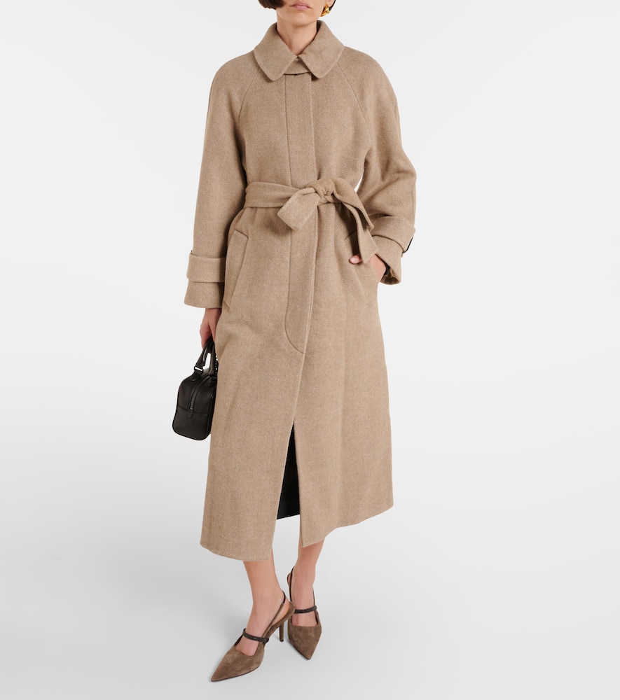 Wool and cashmere overcoat