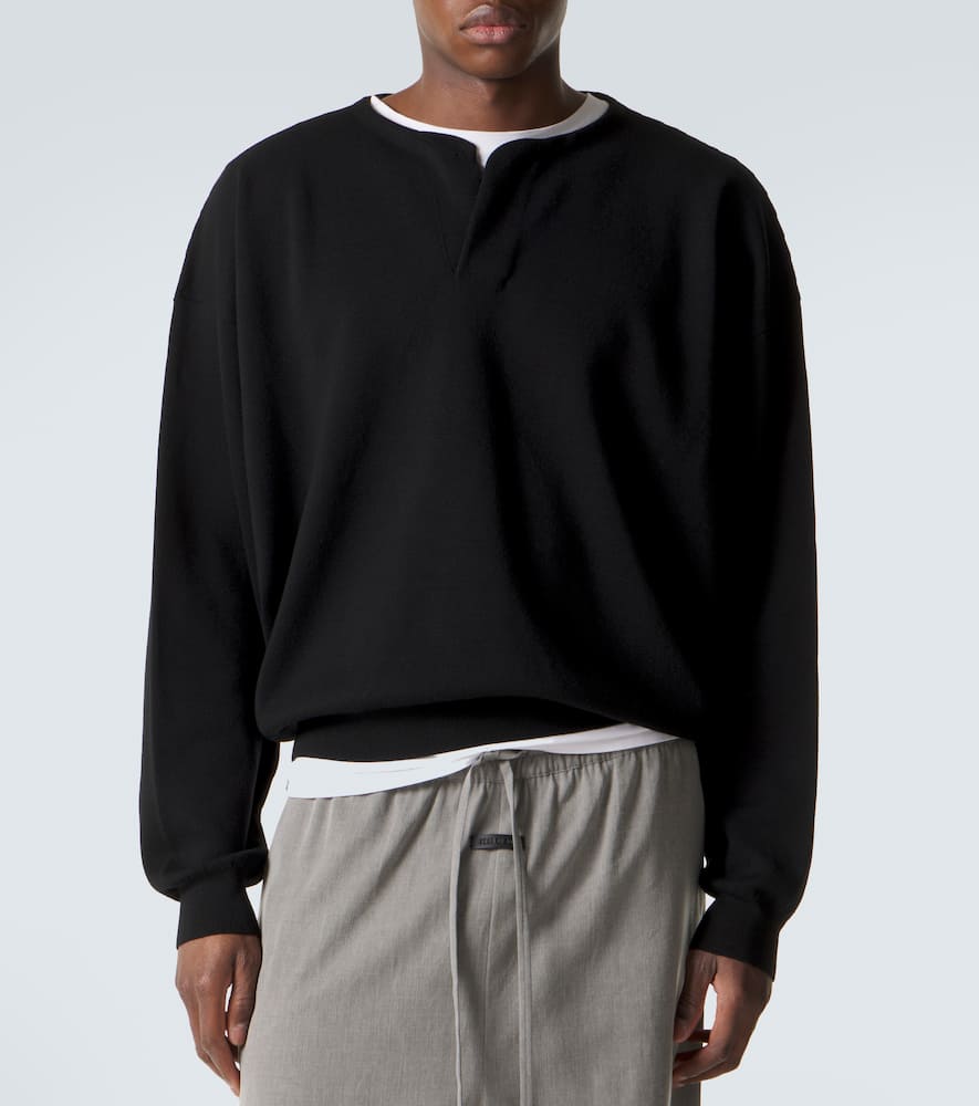 Virgin wool sweater