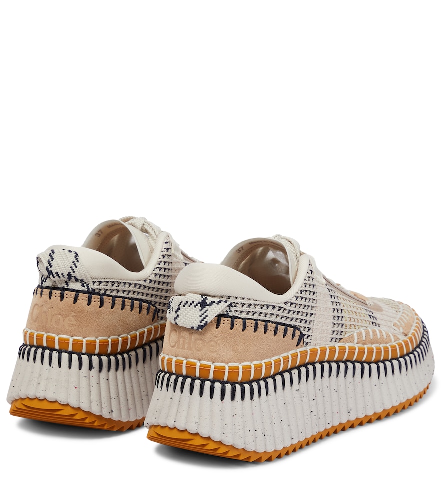 Nama sneakers