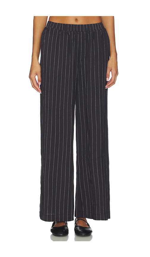 Bobi Wide Leg Pant in Faded Black. S also in L