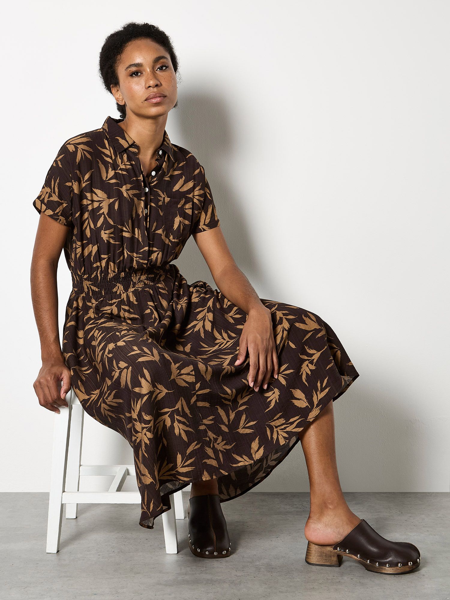 Apricot Women's Textured Leaf Shirt Midi Dress in Brown