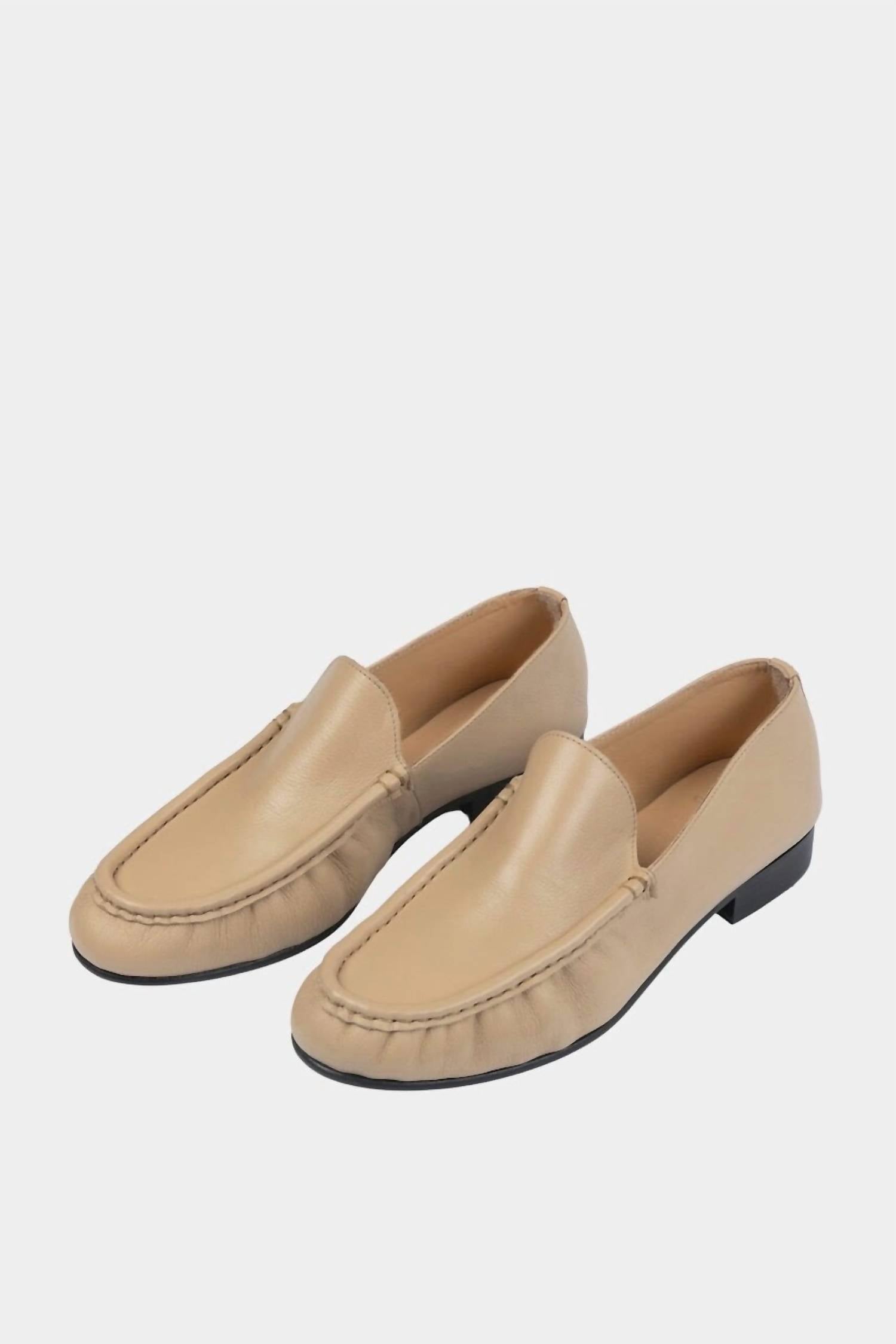 Women's Leather Loafer In Rama Beige